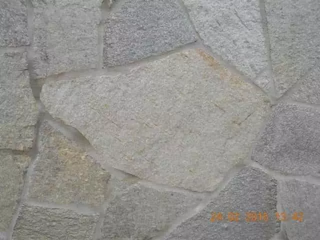 aszimmetrikus ezüst szürke gneisz burkolat aszimmetrikus ezüst szürke gneisz burkolat