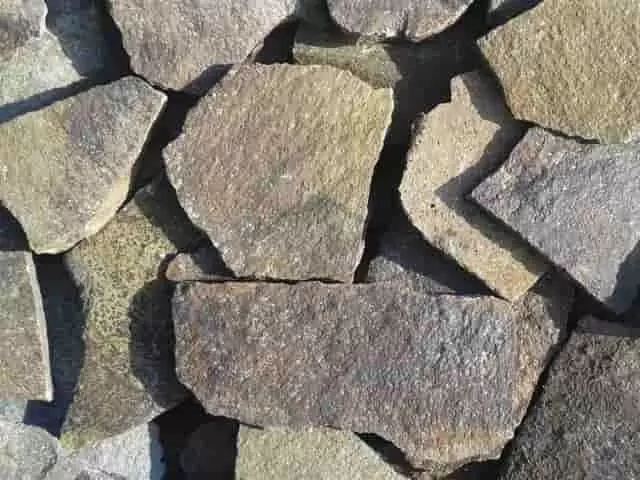 barna kismeretű andezit kő barna kismeretű andezit kő