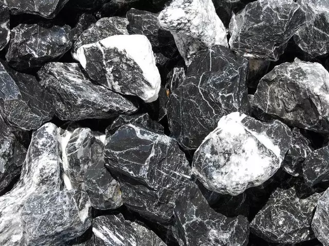 fekete-fehér márvány gabion kő