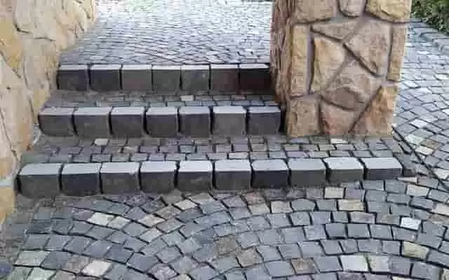 kockakő, macskakő