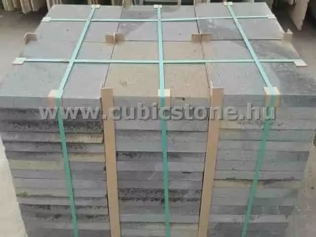 lángkezelt anyagában színezett lapok