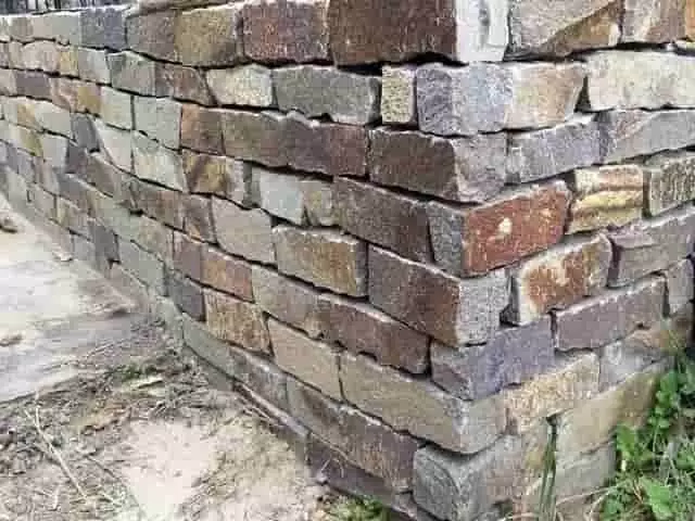 rözsdabarna andezit nyers kő rözsdabarna andezit nyers kő