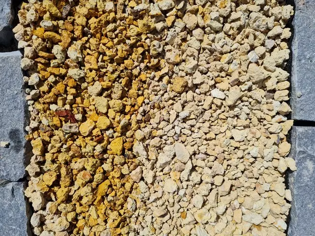 sárga tufa kőzúzalék