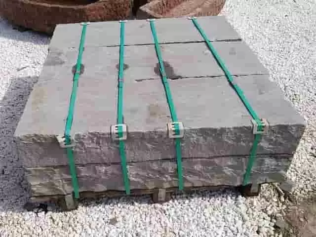 szürke homokkő lépcsőfok szürke homokkő lépcsőfok